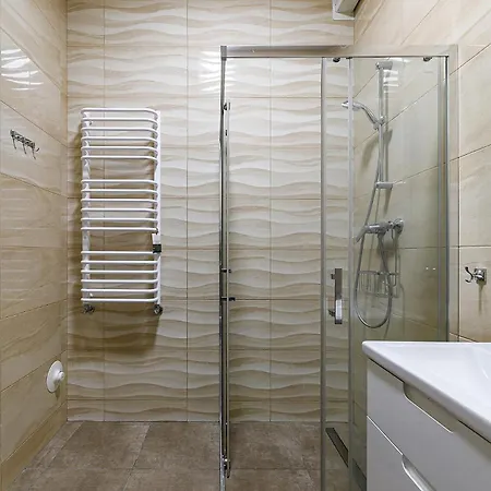 Lights With Two Bedrooms In The Center Of דירה