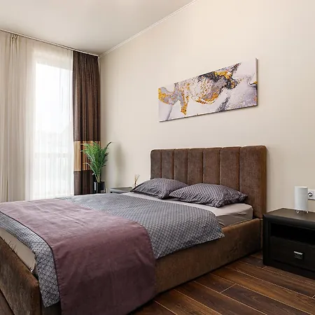 Appartement Lights With Two Bedrooms In The Center Of *
